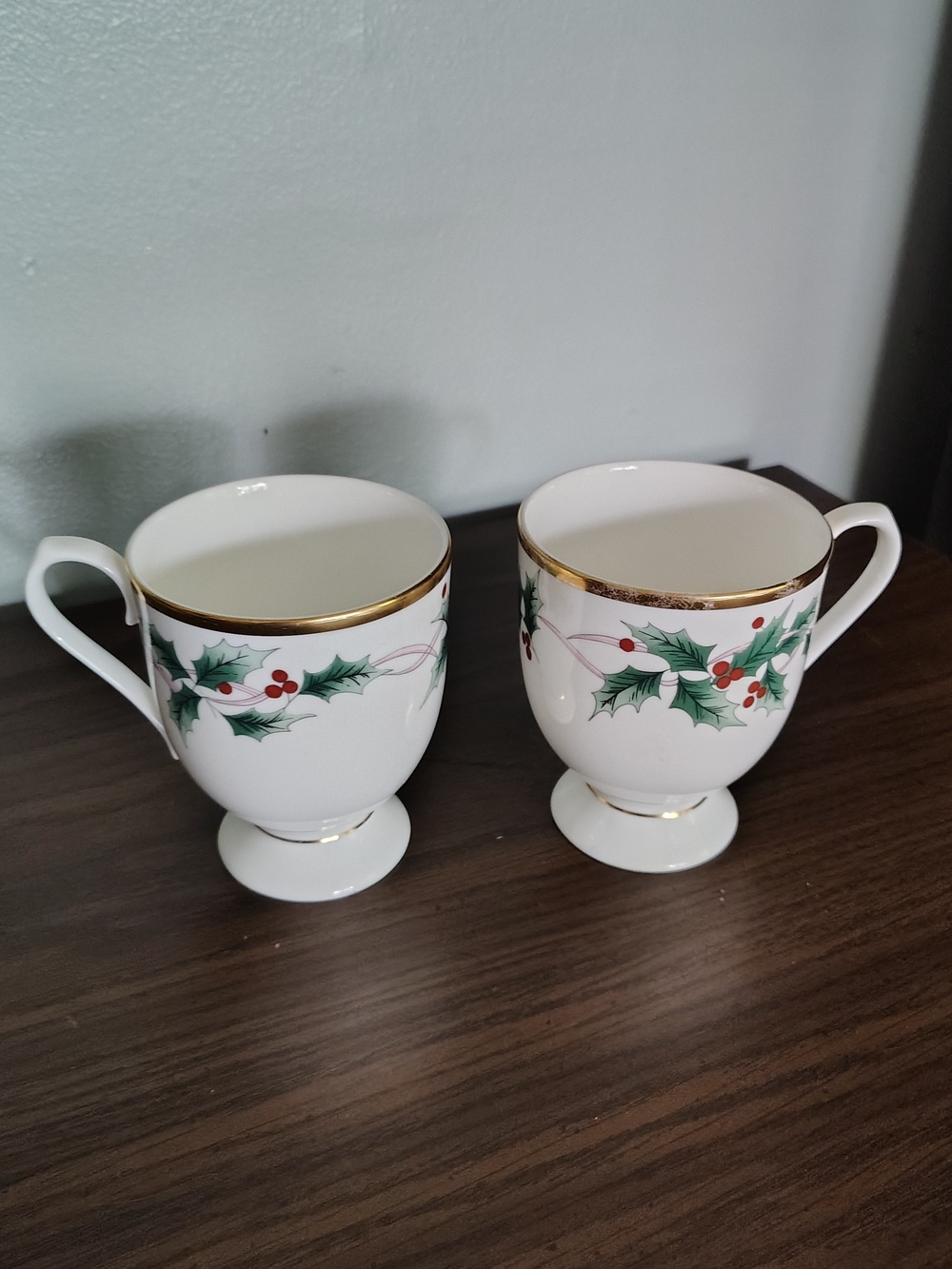 Holiday Holly Gold-Trim Footed Mugs - White and Green